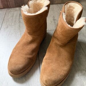 Ugg women’s UGG Women Cory II Genuine Shearling Lined Boot Chestnut Suede Sz 9